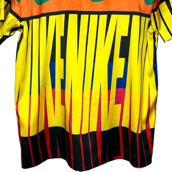 Nike Allover Print Colorful Top Small - Picture 8 of 10